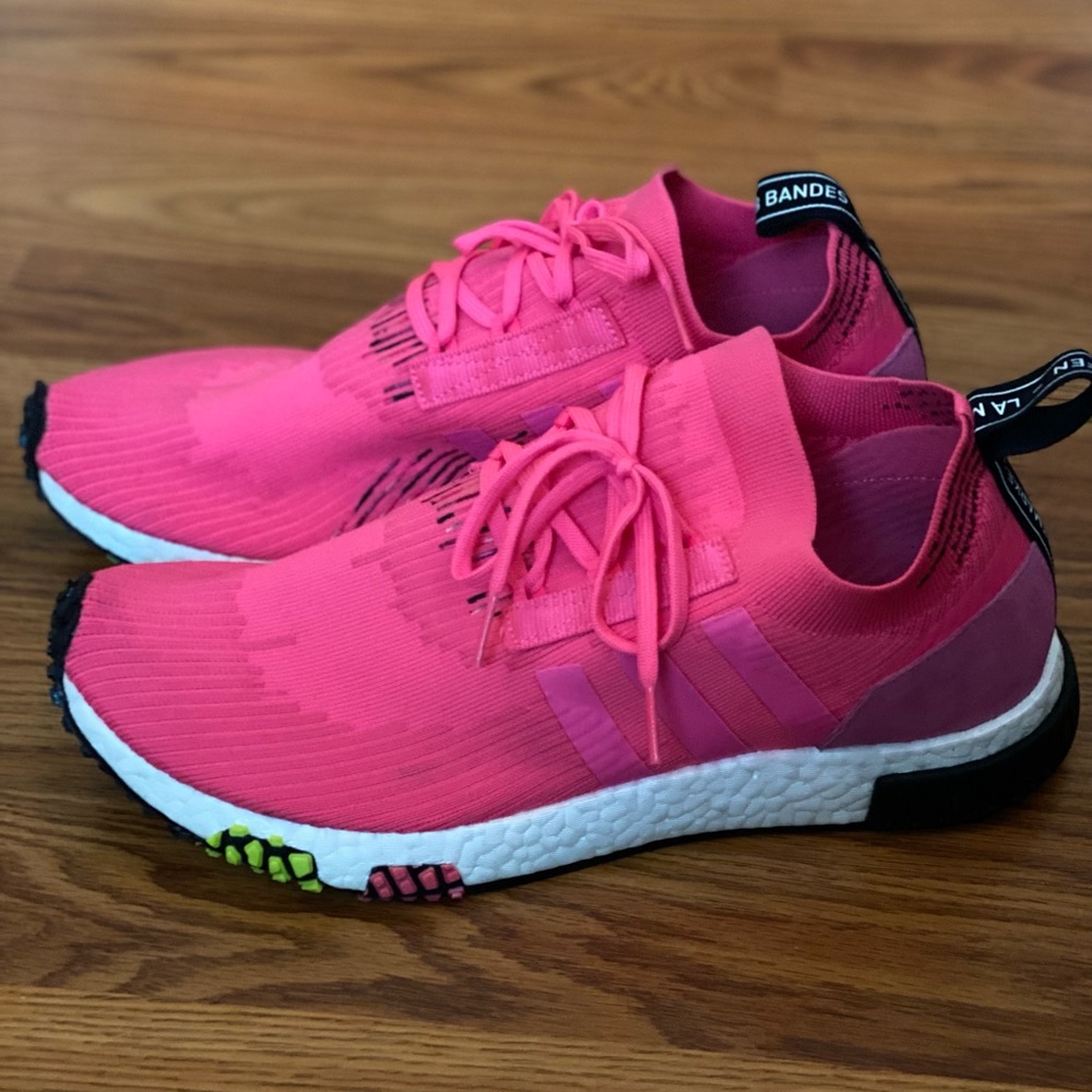 Adidas mens 10.5 bright pink sneaker Great condition